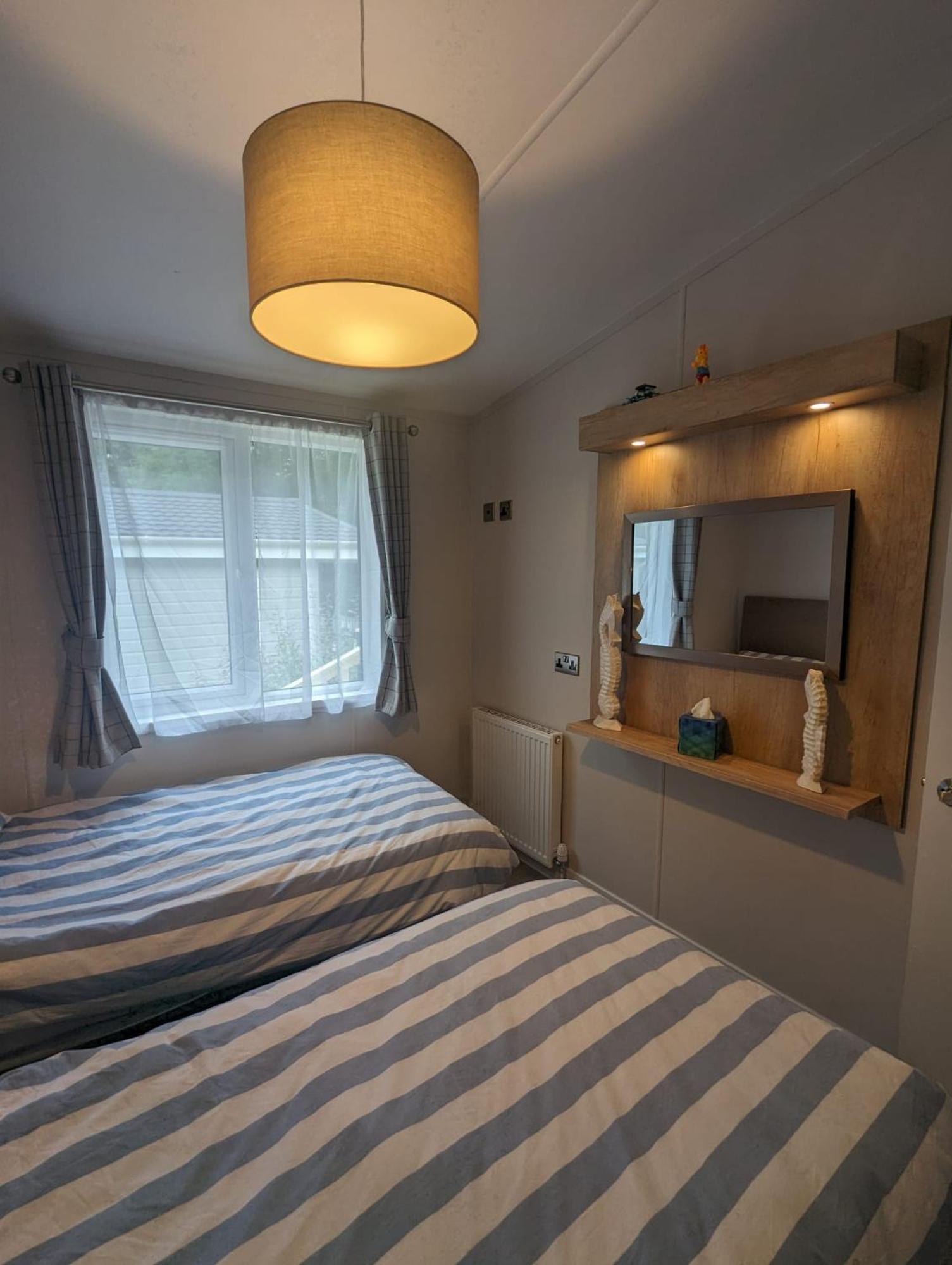 Luxury Stunning Sensation Lodge On 5 Star Shorefield Country Park New Forest Entertainment And Leisure Passes Included Milford on Sea Eksteriør billede