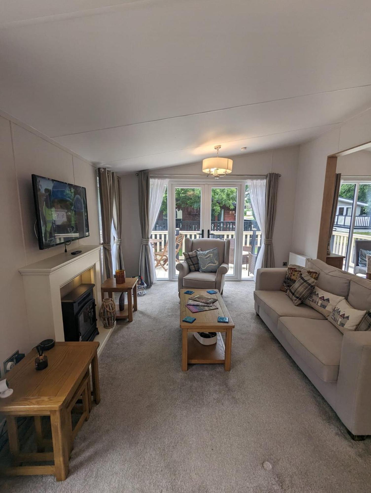 Luxury Stunning Sensation Lodge On 5 Star Shorefield Country Park New Forest Entertainment And Leisure Passes Included Milford on Sea Eksteriør billede